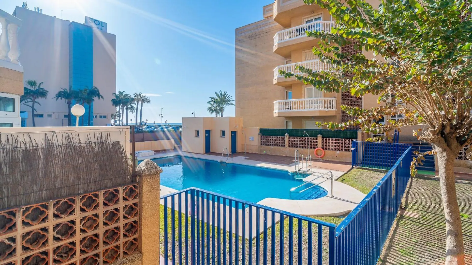 Casa Playa Guadalmar, Beautiful Apartment In Front Of The Sea, Wifi, Ac, Smart Tv, Private Parking Malaga Spain