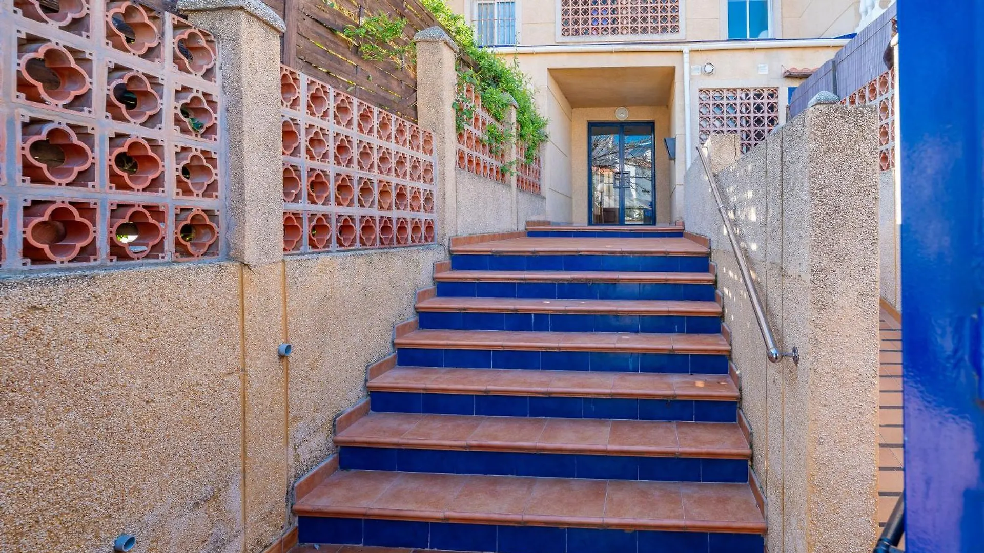 Casa Playa Guadalmar, Beautiful Apartment In Front Of The Sea, Wifi, Ac, Smart Tv, Private Parking Malaga 0*,  Spain
