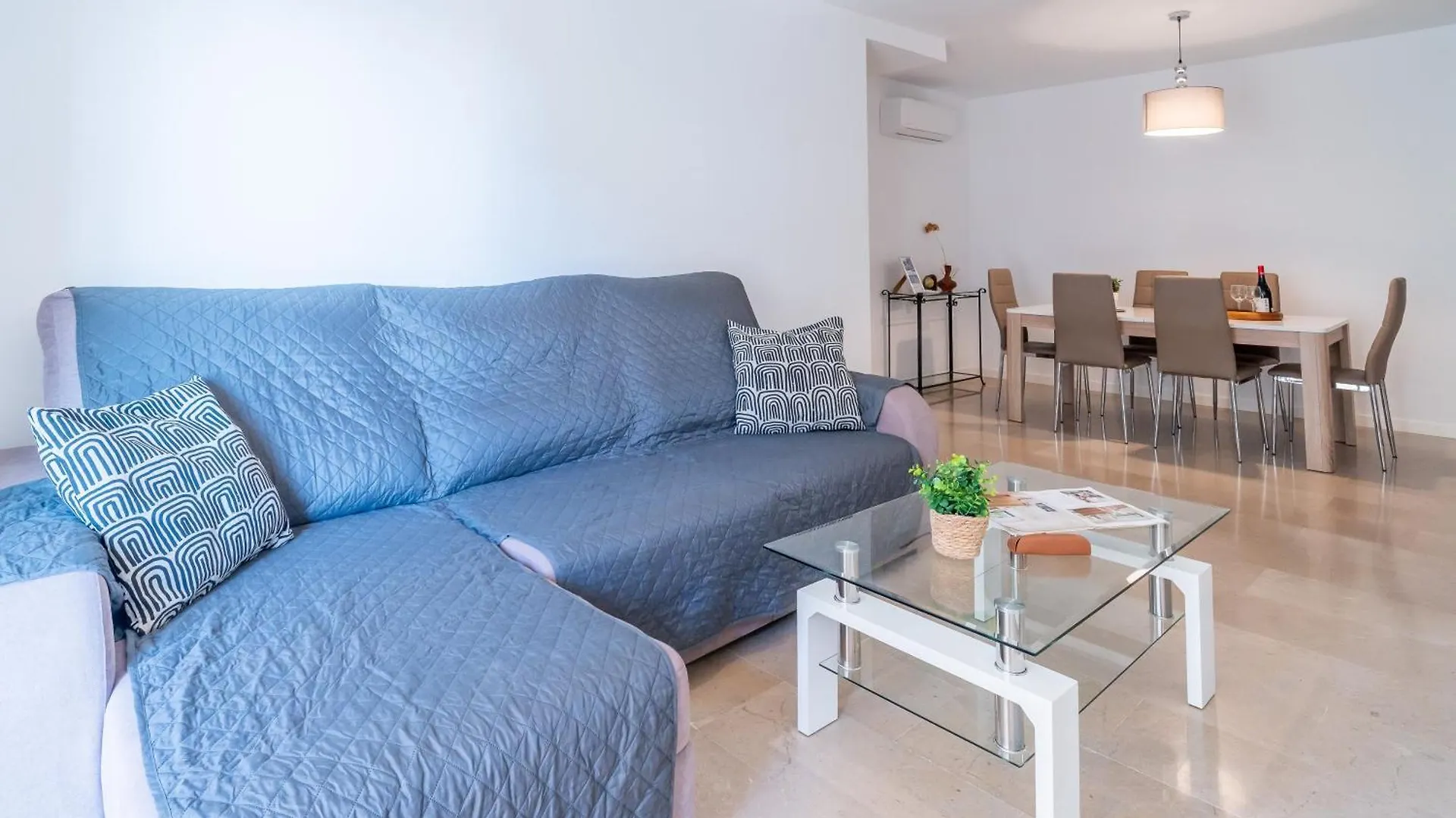 Casa Playa Guadalmar, Beautiful Apartment In Front Of The Sea, Wifi, Ac, Smart Tv, Private Parking Malaga 0*,  Spain